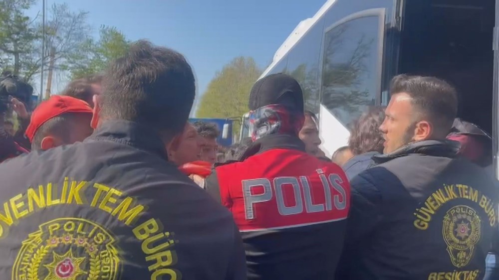 Taksim'e yürümek isteyen gruplara polis müdahalesi: 35 gözaltı - 2