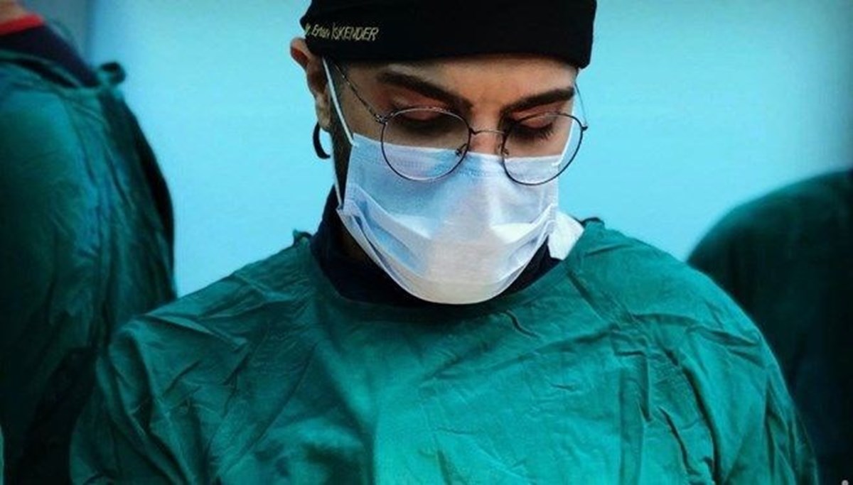 SON DAKİKA: Doktor Ertan İskender'i bıçaklayan saldırgan tutuklandı