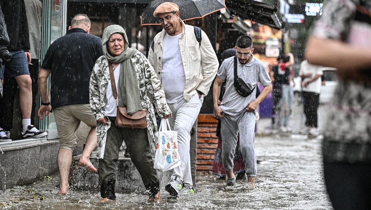 5 il için sarı kodlu uyarı: Çok kuvvetli sağanak 02.00’de başlayacak, akşam 20.00’ye kadar sürecek