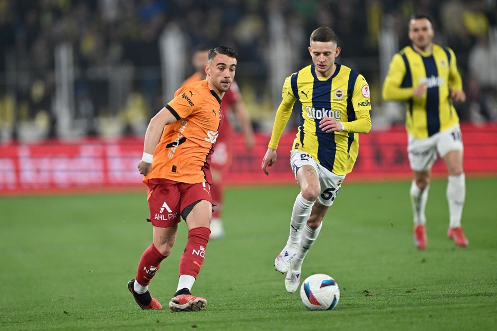 Dört farklı yapay zeka aracı Süper Lig şampiyonunu belirledi: Galatasaray ile Fenerbahçe için üç benzersiz tahmin ve maç skorları - 9