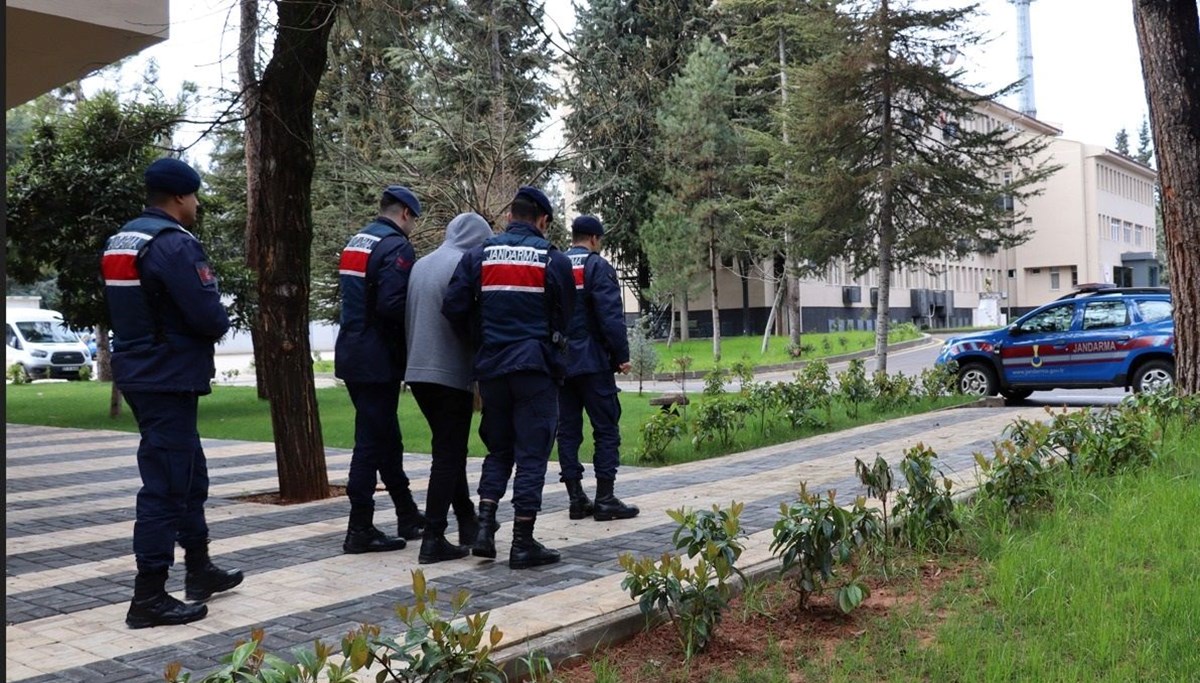 Gaziantep’te yakalanan PKK/YPG’li terörist tutuklandı Gaziantep’te yakalanan PKK/YPG’li terörist tutuklandı