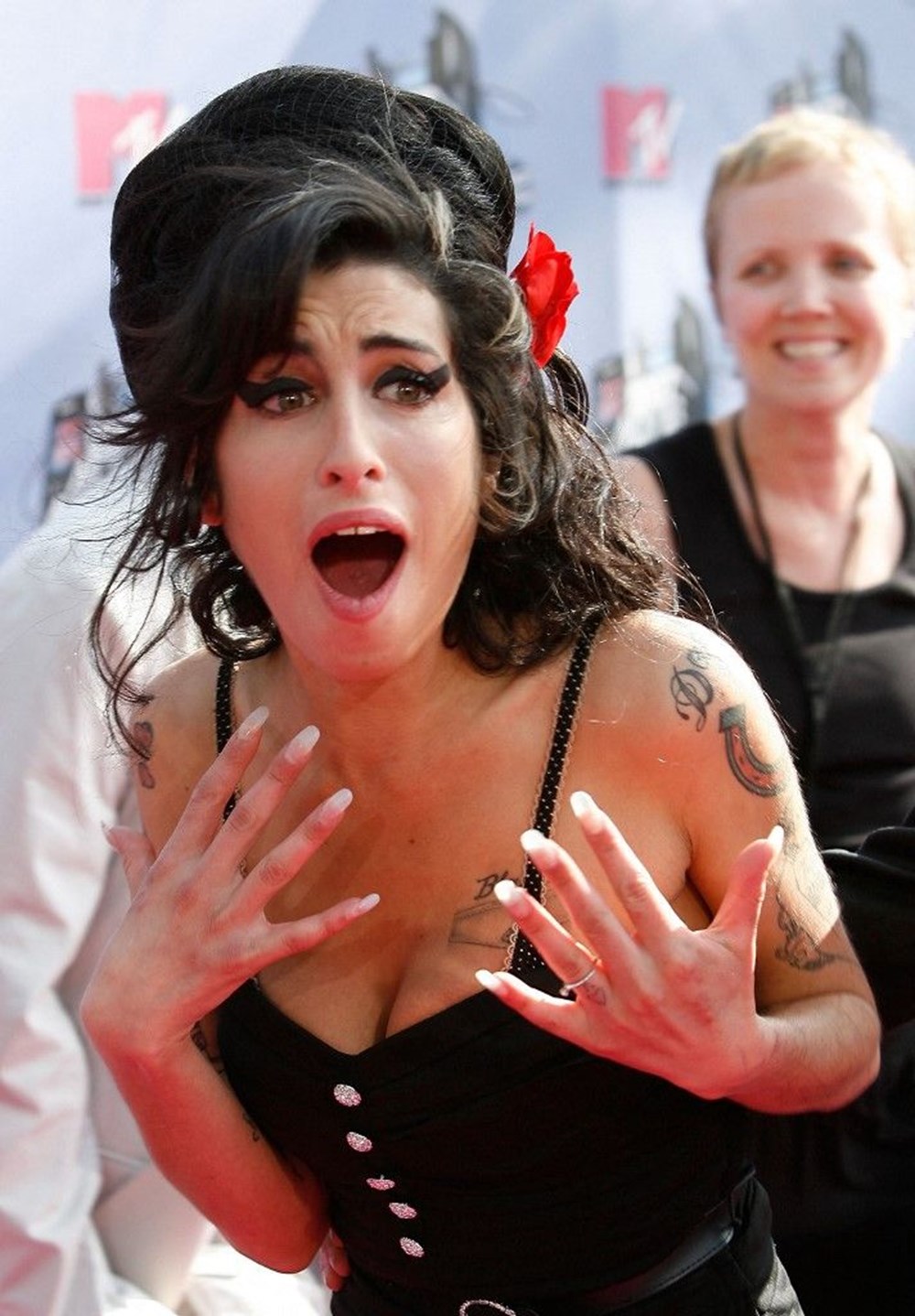 Annesi Janice Winehouse'un katkısıyla yeni Amy Winehouse belgeseli geliyor - 7