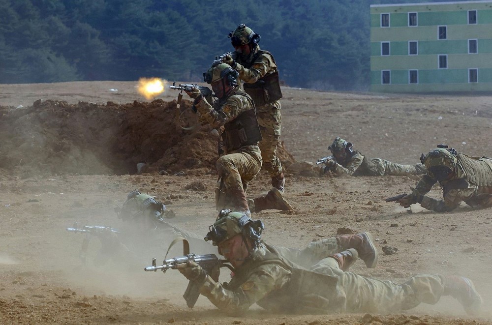 Kim Jong-un'dan Savaş Provası Gözdağı: Tatbikat Alarm Zilleri Çaldırdı! 87 qY2P0Yk460GRSo2GakOG6Q