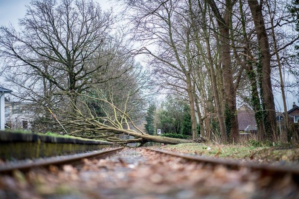 Avrupa'da birçok ülkeyi kar ve fırtına vurdu - 16