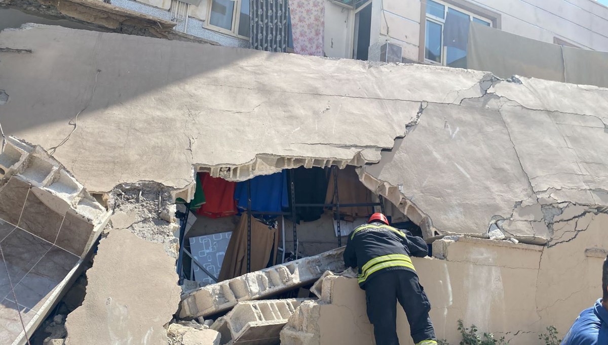 SON DAKİKA HABERİ: Gaziantep'te ağır hasarlı bina çöktü: 4 yaralı SON DAKİKA HABERİ: Gaziantep'te ağır hasarlı bina çöktü: 4 yaralı