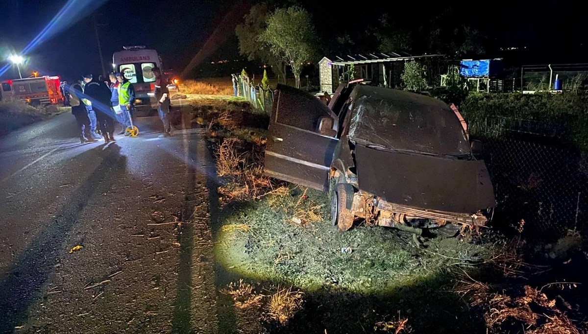 Uşak'ta feci kaza: 1 ölü, 1 yaralı Uşak'ta feci kaza: 1 ölü, 1 yaralı