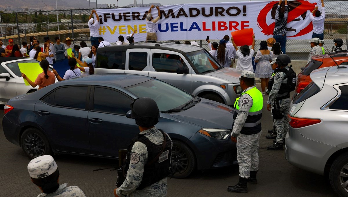 Venezuela'da seçim sonrası şiddet olayları: 2 bin 229 kişi gözaltına alındı Venezuela'da seçim sonrası şiddet olayları: 2 bin 229 kişi gözaltına alındı