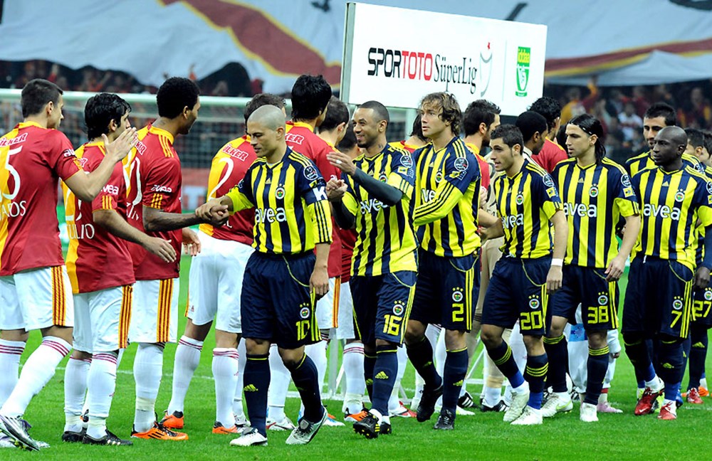 Fb maci. Fb GS. Galatasaray 2011. Галатасарай Фенербахче. Galatasaray 9-0 fenerbahve.