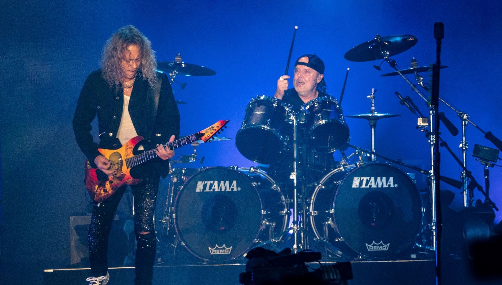 Metallica turneye corona virüs eğitimli köpeklerle çıkacak