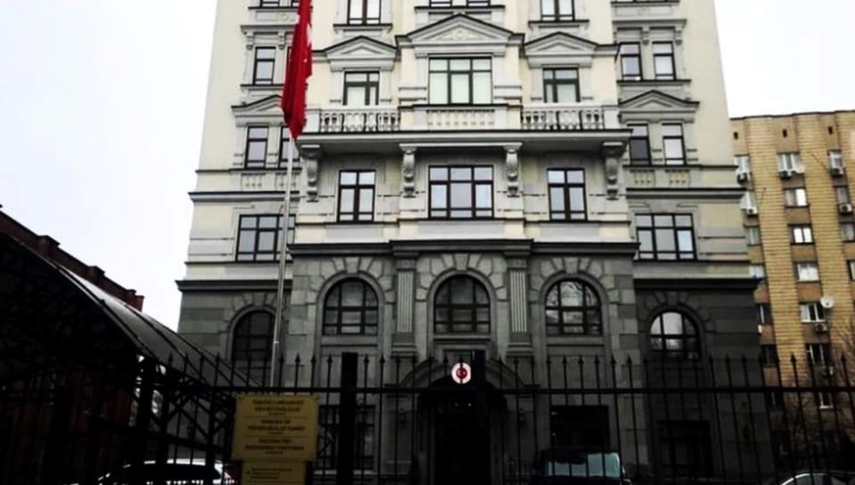 SON DAKİKA: Türkiye'nin Kiev Büyükelçiliği Kiev'e geri döndü