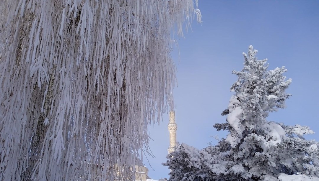 Bayburt'a düşen kırağı sonrası görsel şölen oluştu