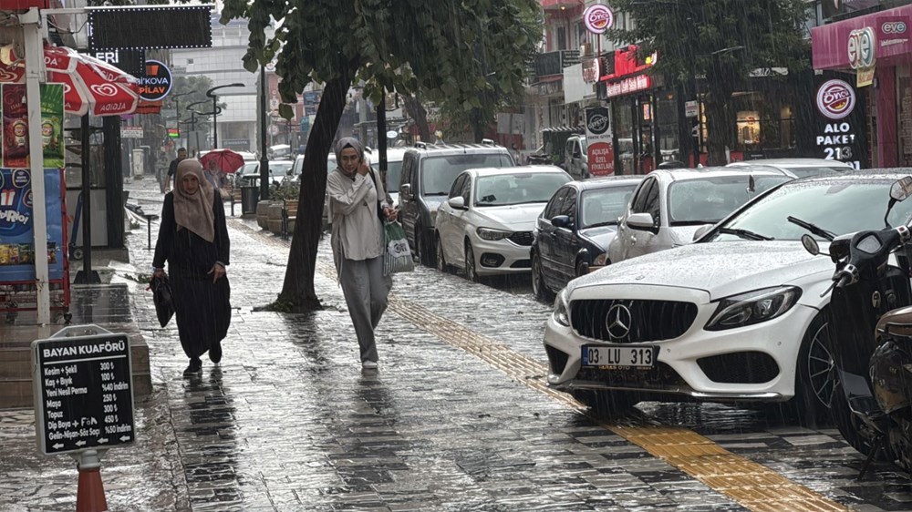 İstanbul için çifte uyarı! Bugüne dikkat: Gece saatlerine kadar sürecek - 3