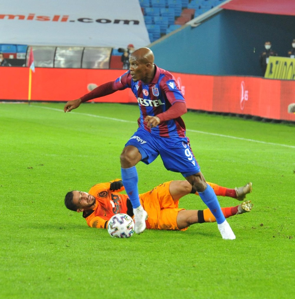 Trabzonspor'u yenen Galatasaray liderliğe yükseldi - 10