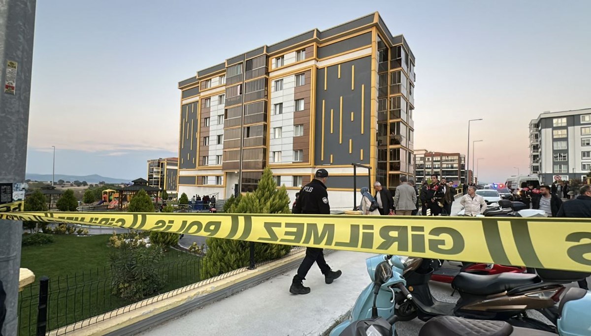 Çanakkale’de sağlık astsubayı, tartıştığı emekli astsubayı öldürdü