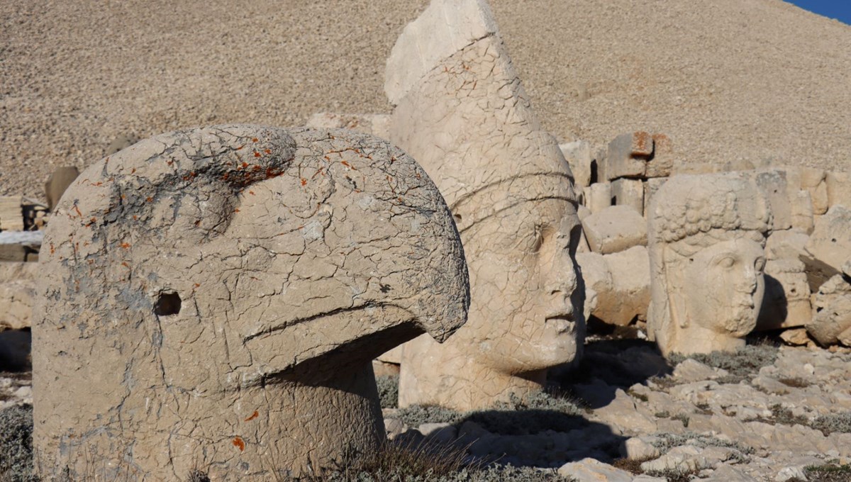 Nemrut Dağı'nda turizm sezonu açıldı