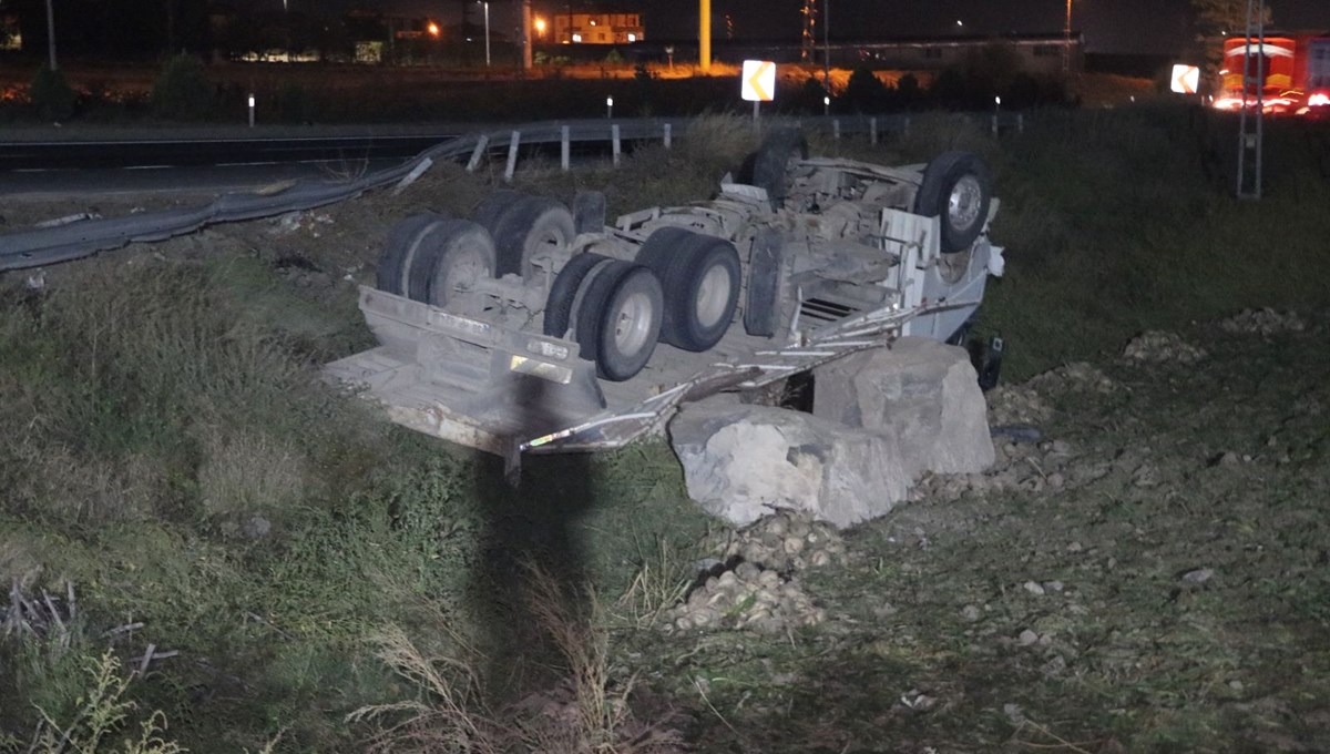 Kazada yaralanan öğretmen, 15 gün süren yaşam mücadelesini kaybetti