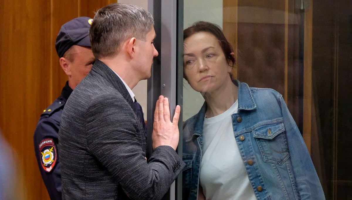 Rusya'da ABD’li gazeteci 6,5 yıl hapis cezasına çarptırıldı Rusya'da ABD’li gazeteci 6,5 yıl hapis cezasına çarptırıldı
