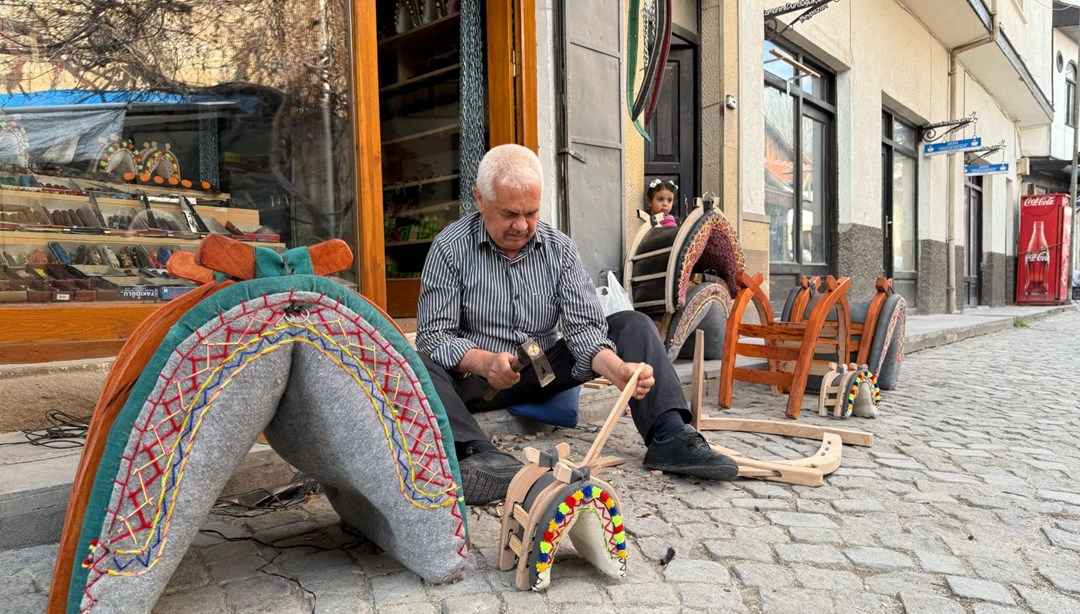 52 yıllık semerci ata yadigarı mesleğini gelecek nesillere taşıyor