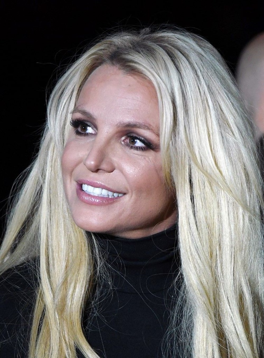 Britney Spears babasına açtığı vasilik davasında konuştu: Bana ilaçlar vererek beni uyuşturuyor - 6