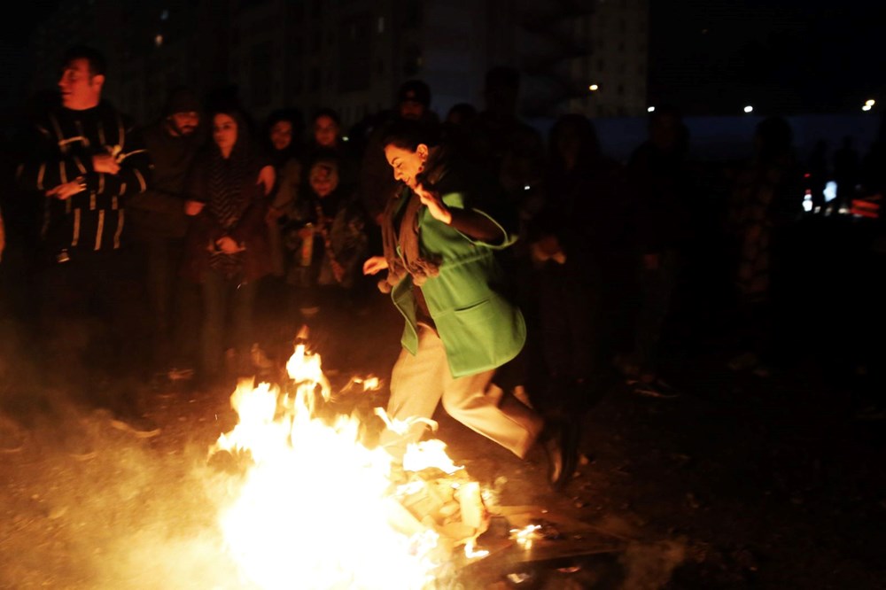 İran'da "Çarşamba Suri" kutlamaları: 14 kişi hayatını kaybetti 3 bin 250 kişi yaralandı - 20