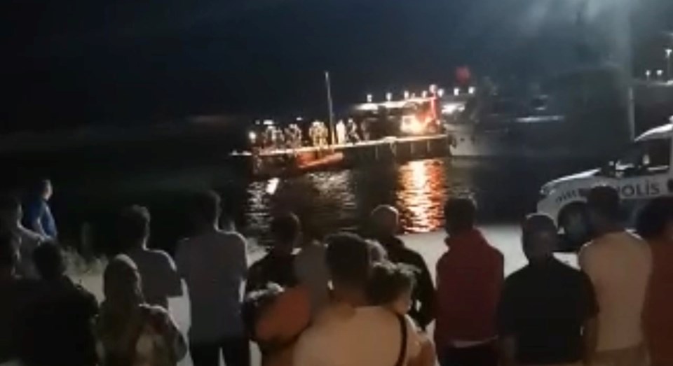 Şile'de otomobil denize uçtu: İş insanı öldü, oğlu kurtuldu - 1