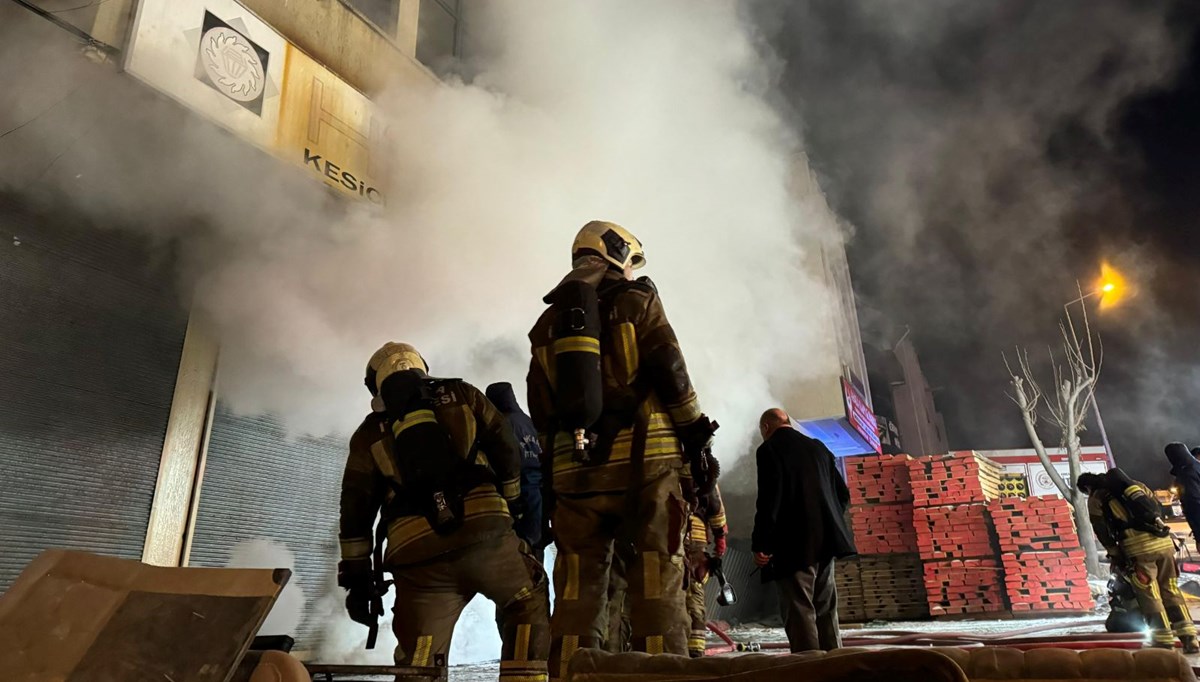 Ankara'da mobilya atölyesinde yangın