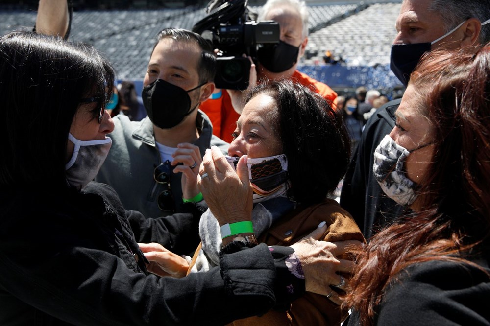 Covid-19 başlangıcından bu yana görüşemeyen aileler buluştu - 7