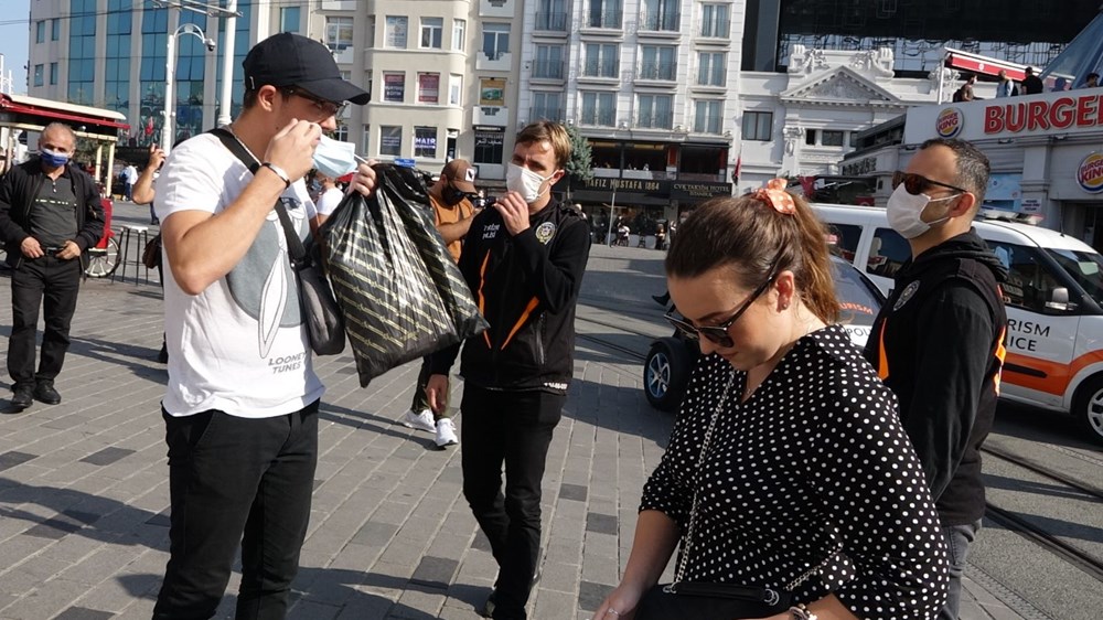 Taksim'de drone'lu maske denetimi - 7