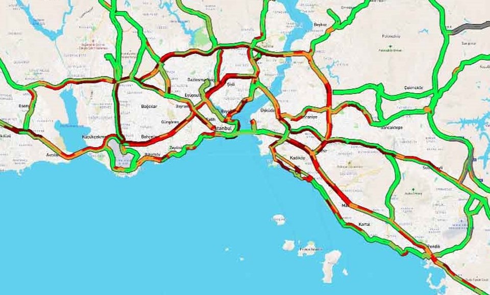 İstanbul'da kısıtlama öncesi yine trafik yoğun - 1