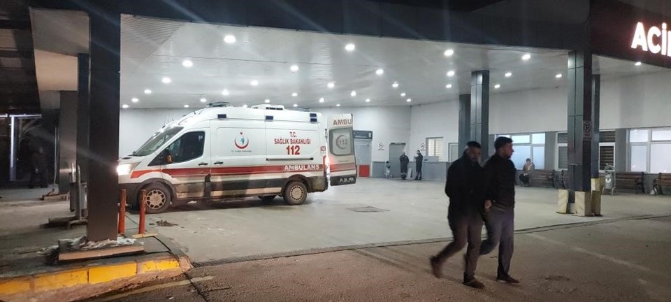 Erzurum’da 21 işçi zehirlendi - 1