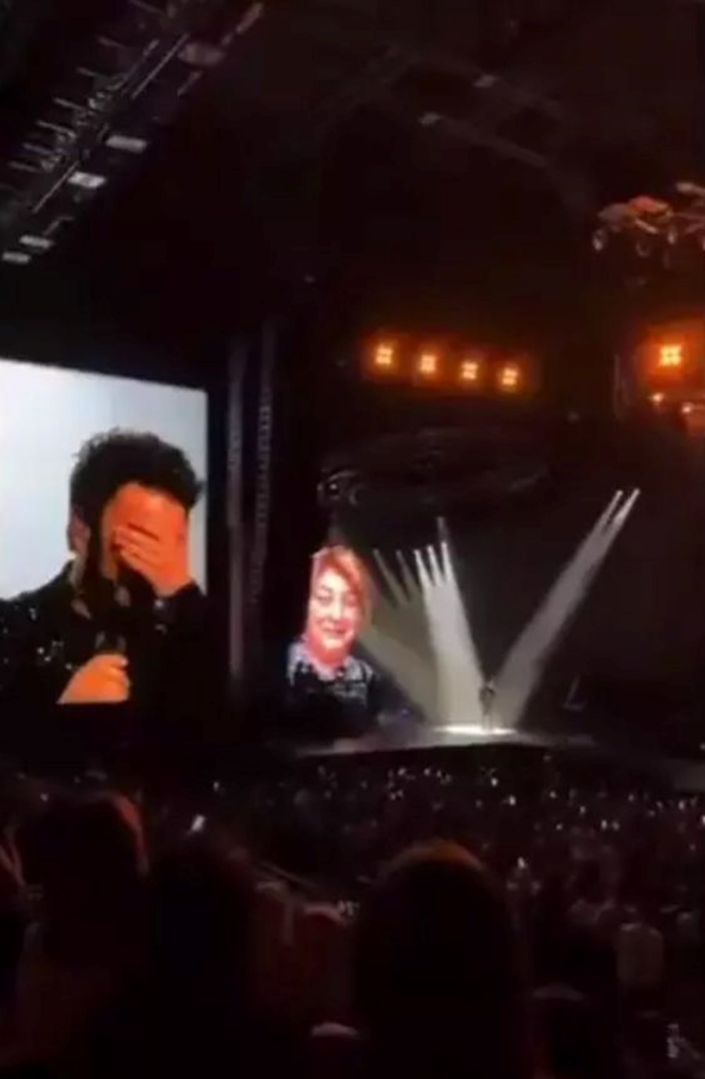 Tarkan sahnede gözyaşlarına boğulmuştu: Acım acınız oldu - 4