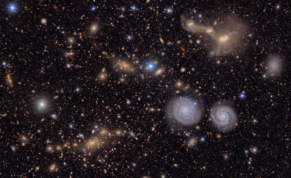 Dünyanın en güçlü kamerası evreni fotoğrafladı - 1