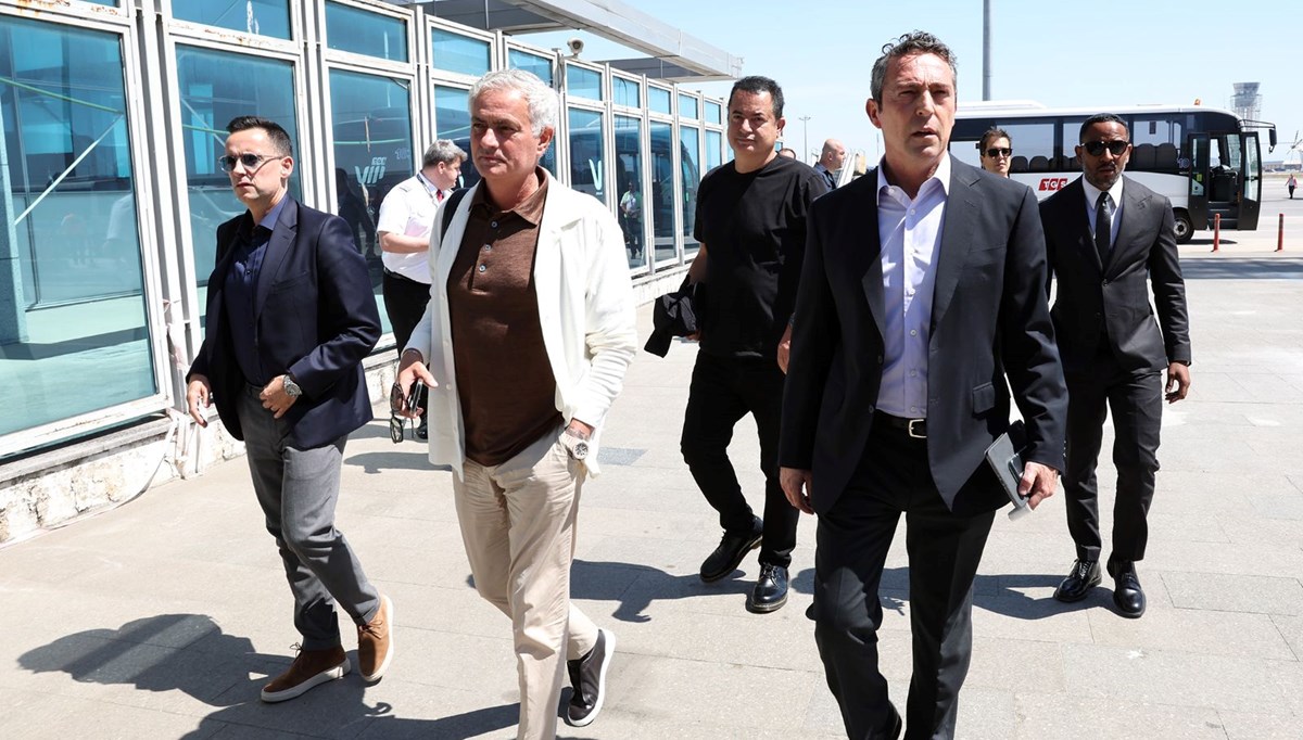 Mario Branco'dan iki yıldıza veda mesajı Mario Branco'dan iki yıldıza veda mesajı