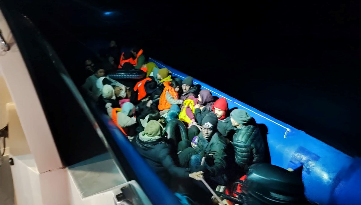Bodrum açıklarında 156 düzensiz göçmen yakalandı Bodrum açıklarında 156 düzensiz göçmen yakalandı