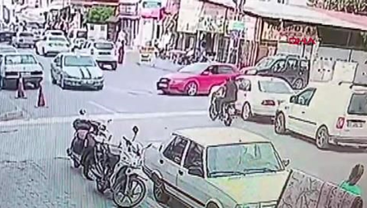 İki maganda taksi durağını kurşunladı! Yoldan geçen biri vuruldu İki maganda taksi durağını kurşunladı! Yoldan geçen biri vuruldu