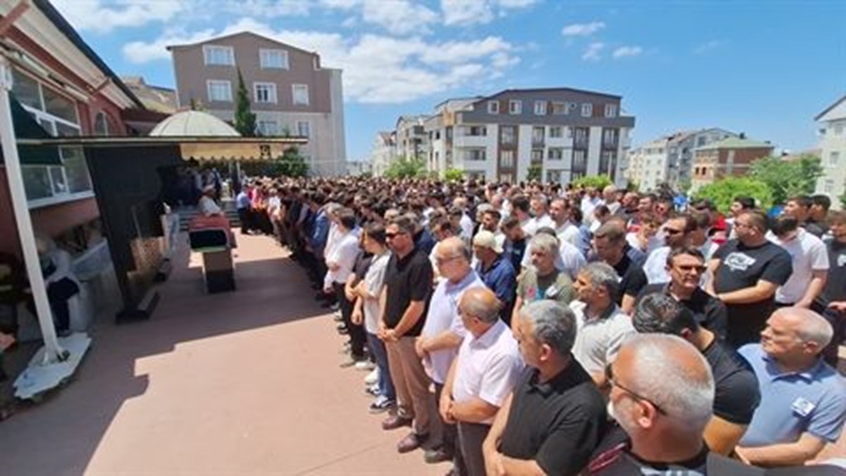 r1irar5aRkG5r7zVOR7w1w.jpg