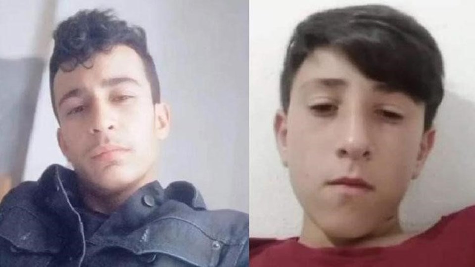 Traktör şarampole devrildi: 2 ölü - 1