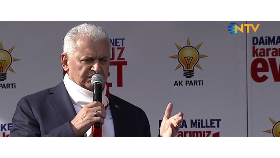 Başbakan Yıldırım: Hiç kimse Türkiye'nin kurduğu cumhuriyeti değiştiremez