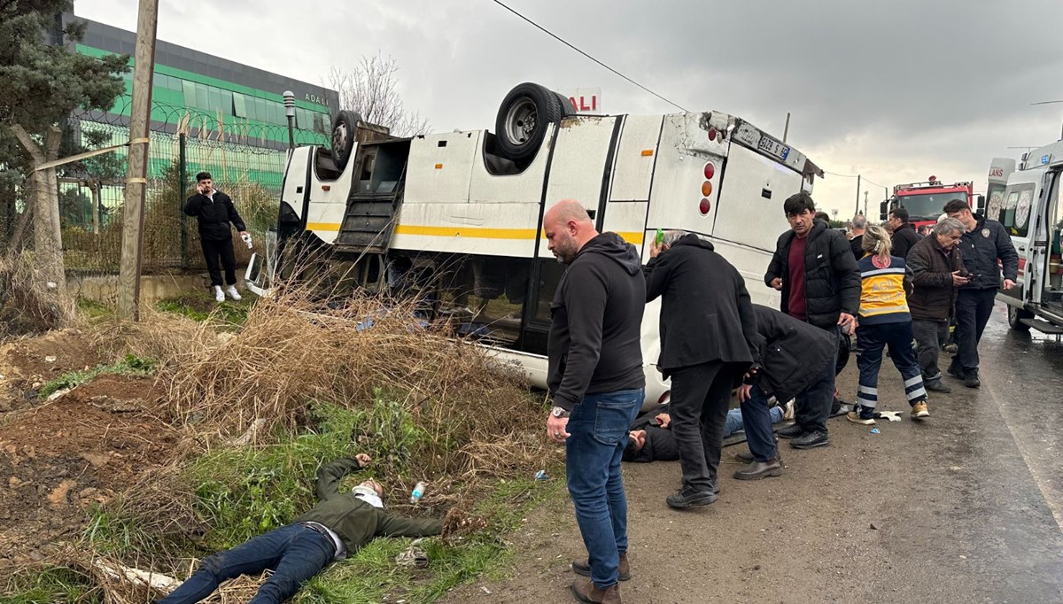 İşçi servisi minibüsü takla attı: 25 yaralı