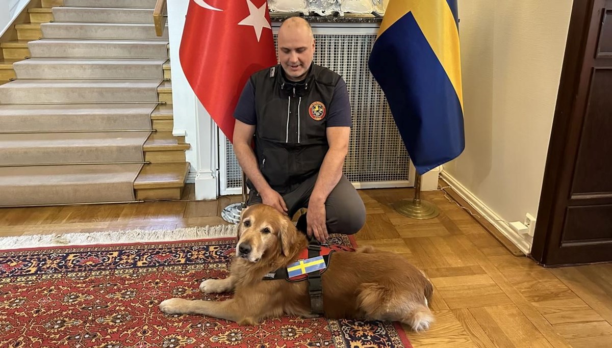 Türkiye'de göçük altında 18 kişiyi kurtarmıştı