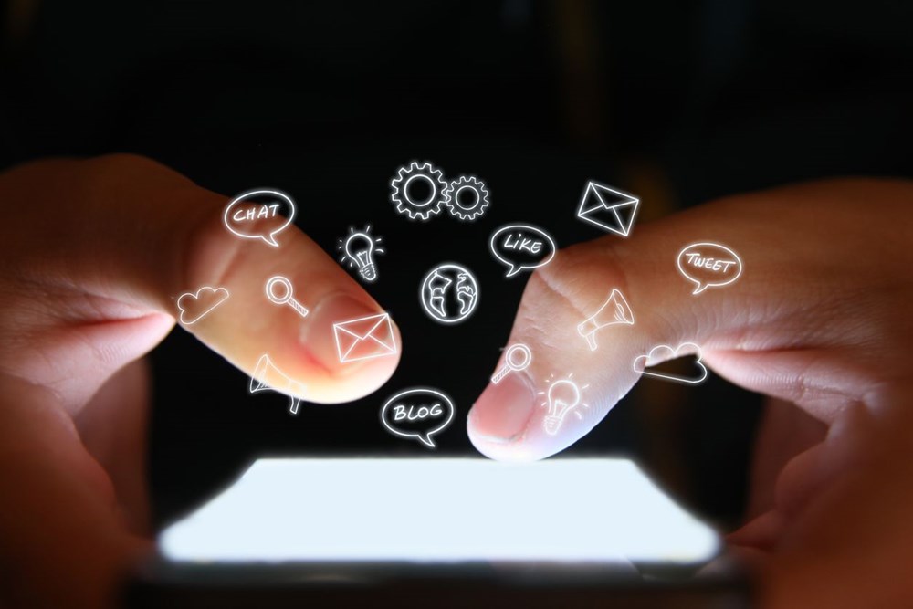 Android 12 güncellemesini alacak telefonlar Android 12 güncellemesini alacak telefonlar