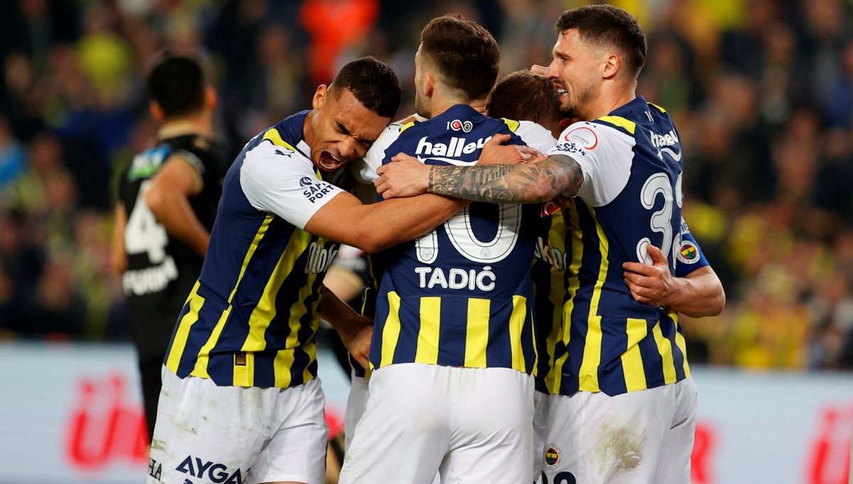 Fenerbahçe Belçika'da avantaj peşinde (Muhtemel 11)