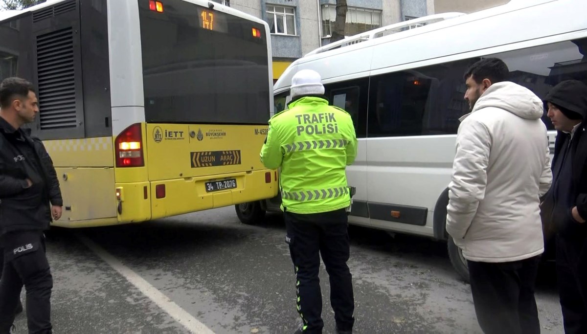 Avcılar'da trafiği kilitleyen kaza