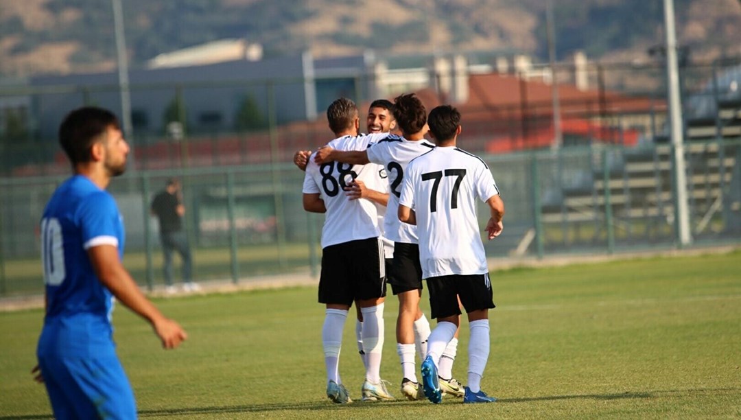 Altay kampı beraberlikle bitirdi