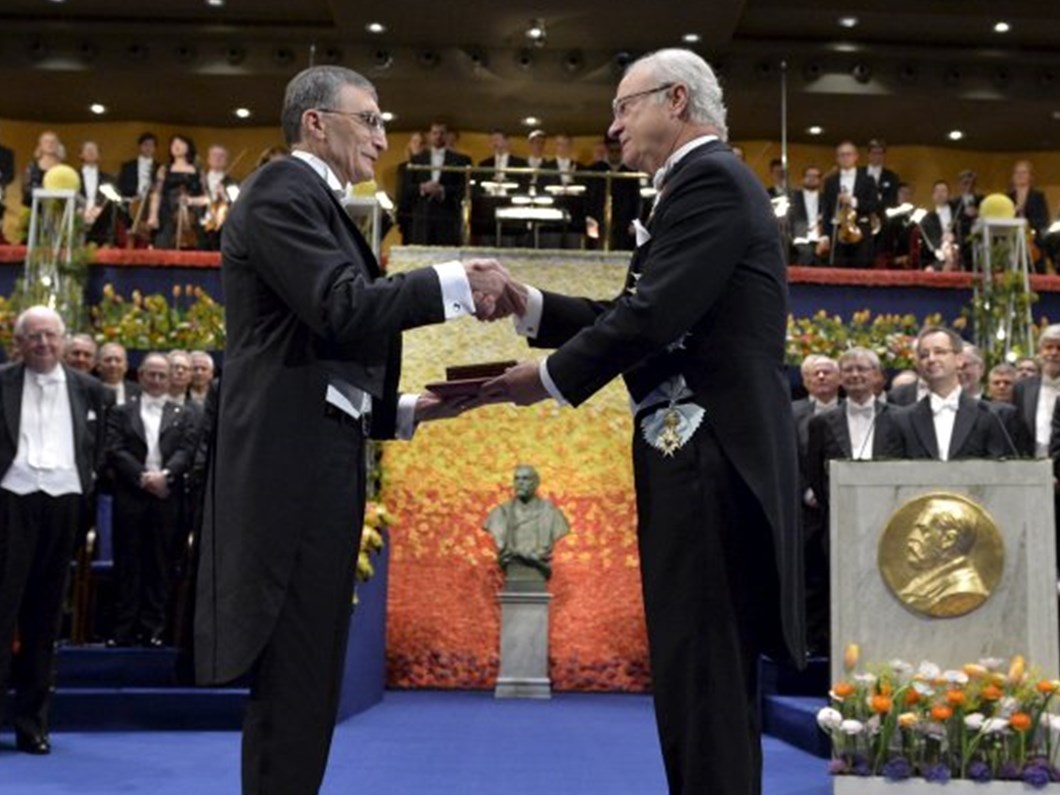 aziz sancar nobel kimya odulu nu aldi