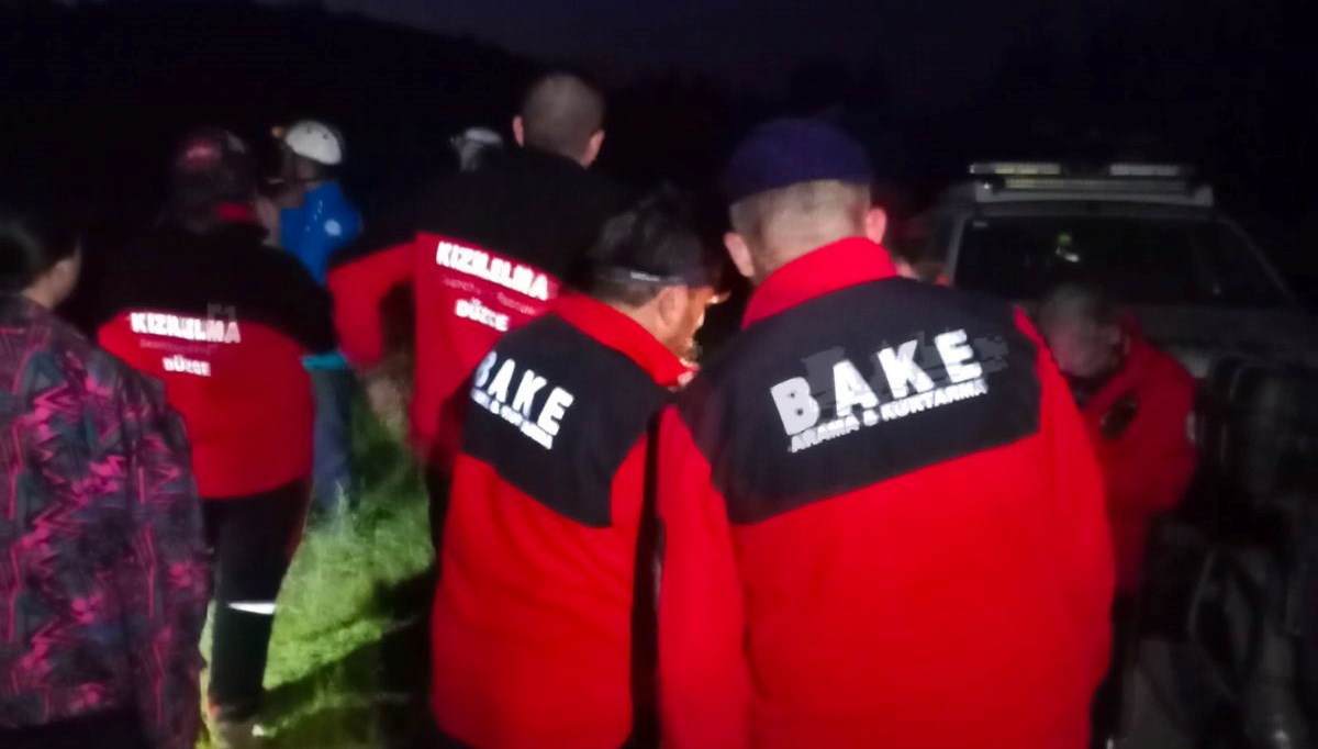 Engelli kız çocuğu ormanda kayboldu