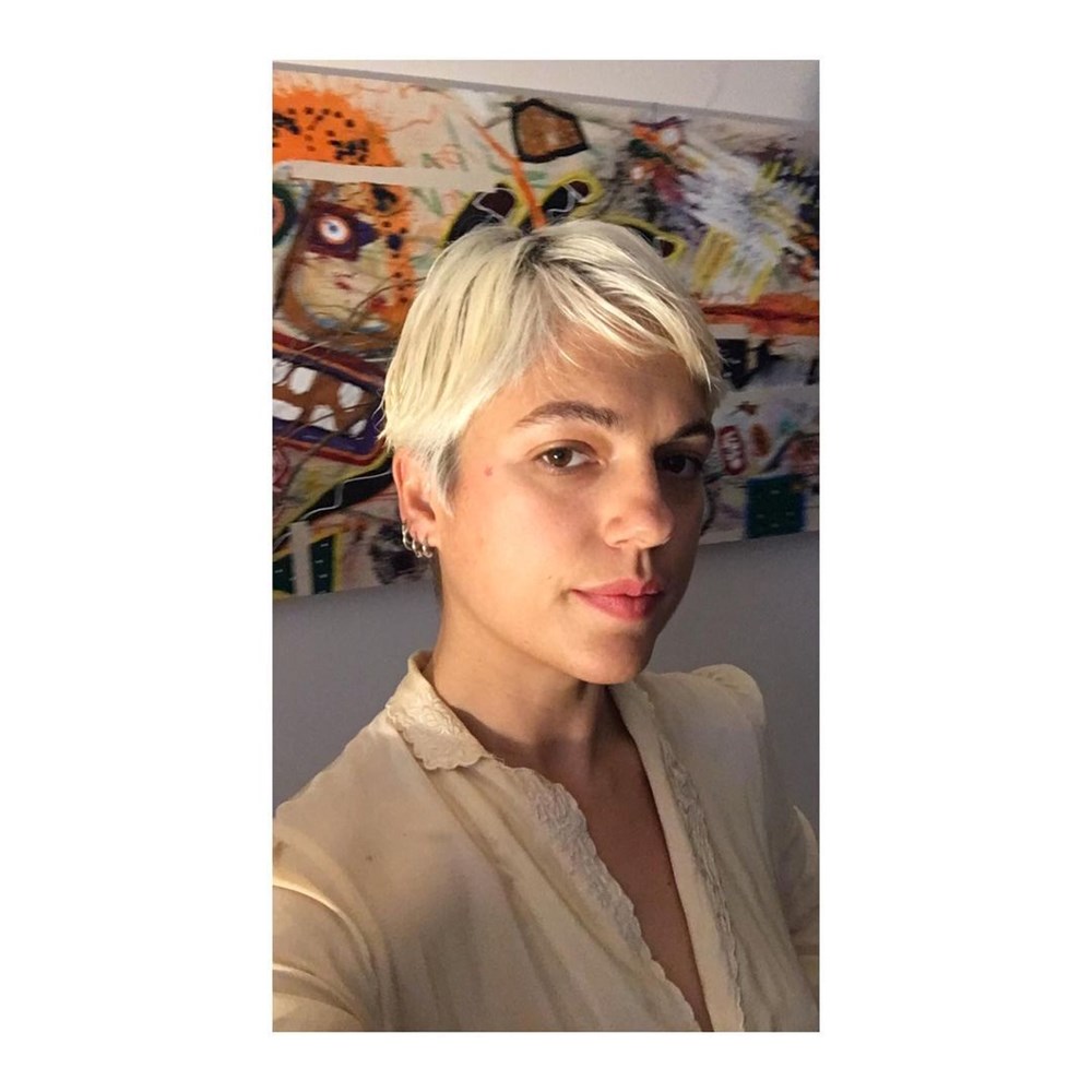 Dilan Çiçek Deniz geçmişe götürdü (Ünlülerin çocukluk ve gençlik halleri) - 188