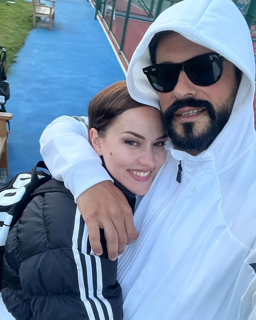 Fahriye Evcen ile Burak Özçivit'ten aşk dolu yeni kare - 5