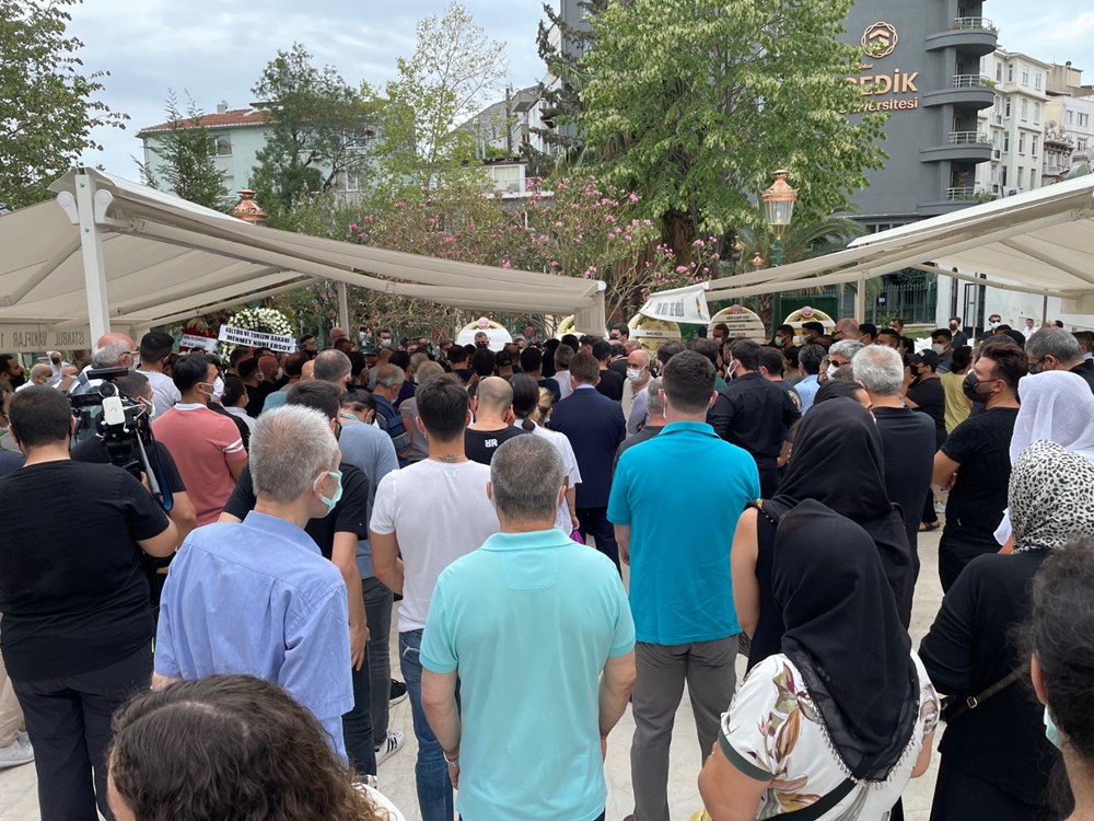 Alişan'ın kardeşi Selçuk Tektaş son yolculuğuna uğurlandı - 7