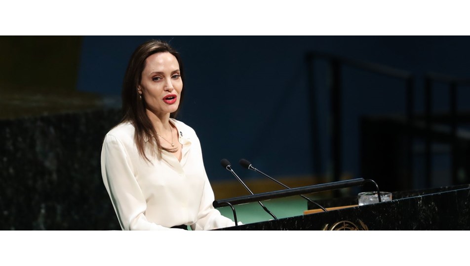 Angelina Jolie'den hükümetlere çağrı